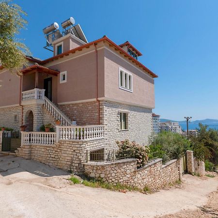 Apartments Villa Luxor Sarandë Esterno foto