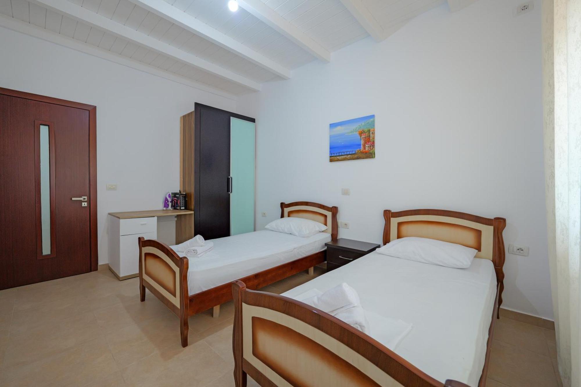 Apartments Villa Luxor Sarandë Esterno foto