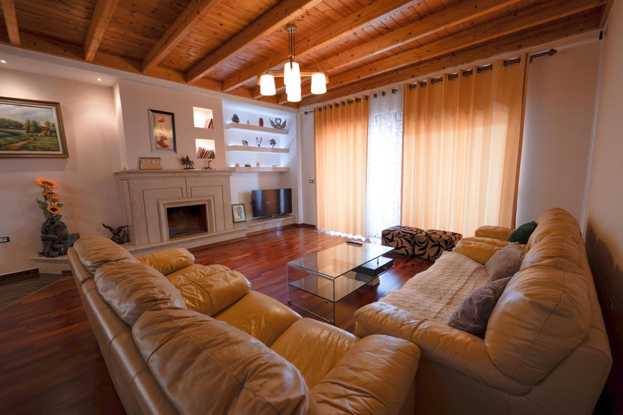 Apartments Villa Luxor Sarandë Esterno foto